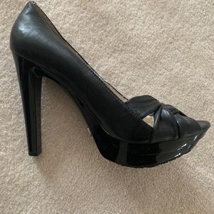Michael Kors Black pumps